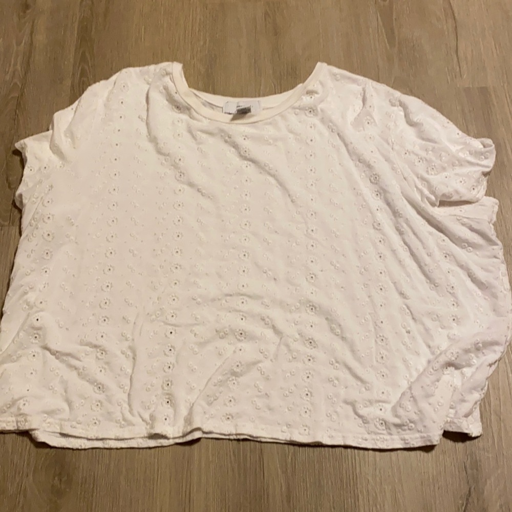 F21+ PLUS SIZE EMBROIDERED T SHIRT